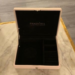 Pandora Unforgettable Moments Jewelry Box